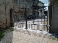 Automazione cancello a battente vista interna