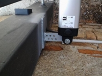 Protezione per staffe con zinco spray