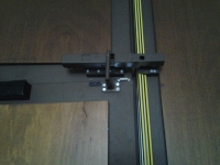 dettaglio portone con automazione