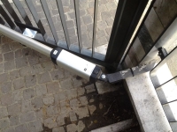 motore cancello a battente