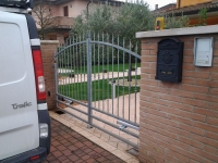 cancello a battente chiuso